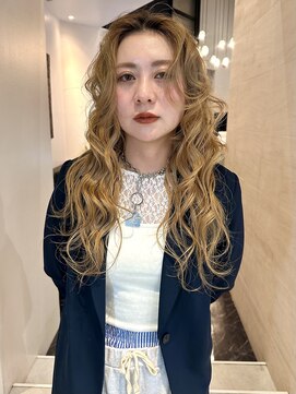 シェノン 表参道(CHAINON) ハイトーン巻き髪