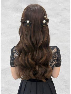 ベルグロー 北新地上通り店(BELLEGROW) お呼ばれに、ハーフツインアレンジ