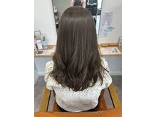 レナータヘアカロ(Renata hair Caro)