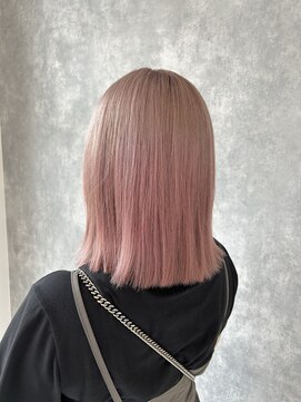 ヘアアンドメイク ムーア(Muuua) ピンクベージュ