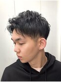 メンズビジネスショートツーブロックニュアンスアイロンパーマ