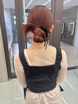 ウム(umu.)の写真/《推しに会う前の大事な準備はumu.におまかせ♪》韓国巻きアレンジ×こなれ感満載の上級者ヘアセット!