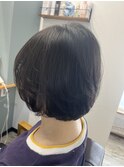 ふんわり軽いショートボブ