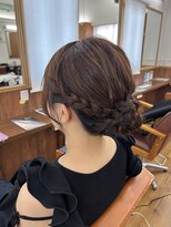 トップヘアー 中庄店(TOP HAIR fuapua) 《TOPHAIR 中庄店/きゃん》大人っぽシニヨン