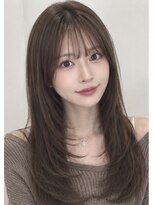 ベル 新宿(Belle)&nbsp;大人ヘア　レイヤーカット　ミントベージュ　ベージュカラー新宿