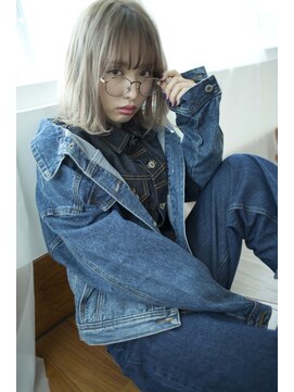 カシェ シモムラ(Cashe'e SHIMOMURA) フレンチアッシュ × 重ためバングボブ