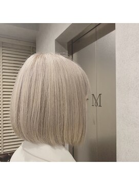 ヘアサロンエムフィス 池袋東口(HAIR SALON M Fe's) 外ハネボブ/アッシュブラウン/ネオウルフ/デザインカラー