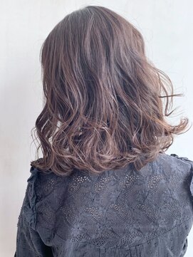 アイティー バイ アルバム 中野店(IT by ALBUM) モカグレージュ_ローライトスリークボブ厚めバング_ba284122