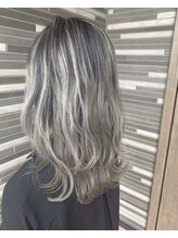 ヴァニラ フレーバー オブ ヘアー(Vanilla. Flavor of Hair) 王道バレイヤージュ