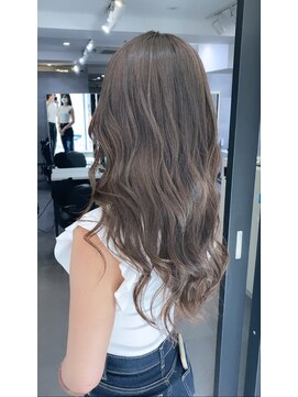 モーション 新宿(motion) アッシュベージュ