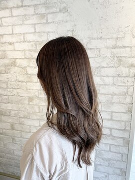 アン ココン(un.cocon) 【un.cocon 吉祥寺】大人可愛い 20代30代40代 韓国風巻き髪 ♪