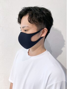 アイティーバイアルバム 下北沢店(IT by ALBUM) 73パート無造作パーマ_サイドパートニュアンスマッシュ_ba343911