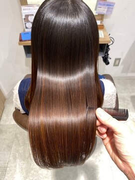 アース オーセンティック 武蔵小山店(EARTH Authentic) 髪質改善★鏡ストレート