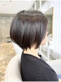 大人ショートヘアイルミナカラーブルーブラック
