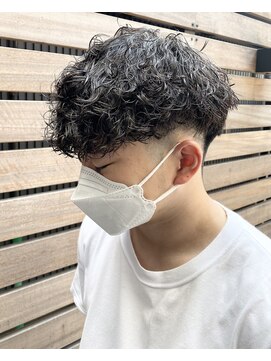 カインド(KIND) 【kind】波巻きフェードスタイル