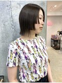 フェイスレイヤーミディアムショート顔周りカット