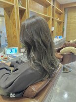 アドラーブル 駅南店(adorable)&nbsp;【カーキグレージュ】20代30代40代◎髪質改善カラー