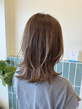 セルン(cerne) レイヤー/フルバング/似合わせカット/くびれ巻き/髪質改善