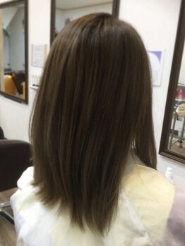 カットハウス エムジー エルア 泉大津店(Cut House MG elua)の写真/《人気NO,1 カラー＋カット＋補修トリートメント¥7400》白髪染めOK◎アルカリ除去トリートメント付き♪