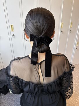 エレノア 梅田店(Eleanor) タイトシニヨンヘア