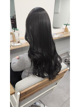 イラ(Era) 艶髪 透明感カラー ダークグレーカラー