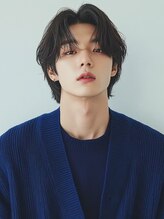セプト 博多(SEPT.) センターパート ニュアンスパーマ ウルフ 韓国ヘア 20代 30代