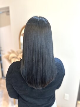 アンド ラ ブランシュ(&.La Blanche) ブルーブラック/透明感カラー/髪質改善/大宮