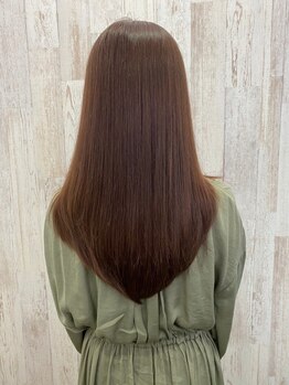 アクシス(AXIS)の写真/エイジング毛ケアにおすすめ◎艶やかで若々しい印象を取り戻したい方に試してほしい髪質改善水素カラー♪
