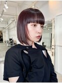モード感引き立つストレートボブ×ピンクインナー