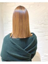 ウーロス(uros.)&nbsp;ぱっつん☆ベージュ