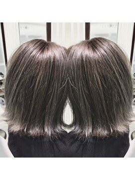 コンセプト(Concept) 透明感★マットベージュ★