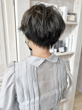 キャアリー(Caary) 福山市美容室Caary ベビーショートパーマ オリーブグレージュ