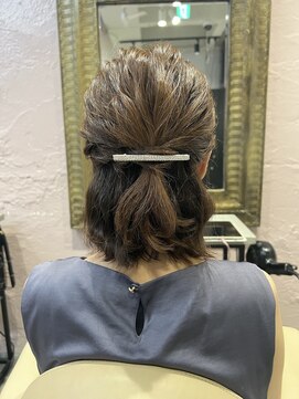 フッタ(Futta) ハーフアップスタイル【ヘアセット】【西武新宿駅】