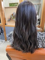 ユッカ 梅田(YUCCA)&nbsp;【 YUCCA 】大人可愛い20代30代40代 ミディアム/ウェーブ巻き