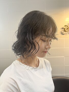 バイコーリング(By THE CALLiiiNG) カジュアルパーマ