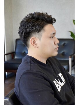 アトラ(attra) お客様ヘア【刈り上げリバースワイルドパーマ】