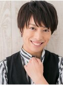マットブラウンが優等生風な知的くせ毛メンズショートR上尾