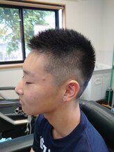 バーバーカミヤ(BARBER髪屋) ソフトモヒカン