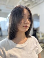 リリ(LILI)&nbsp;レイヤーカット