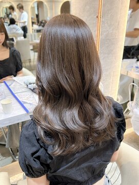 ロンド エスポワール 錦糸町(Lond espoir) ■ デザインカラーレイヤーカットウェットヘアオリーブベージュ