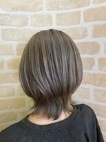 エルフゥ(Elle fou)&nbsp;グレージュ　ウルフカット