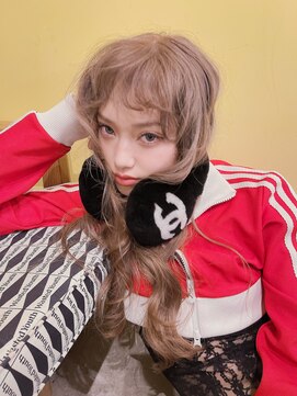 シリー(Silly) ゆるふわウェーブ×シリーベージュカラー