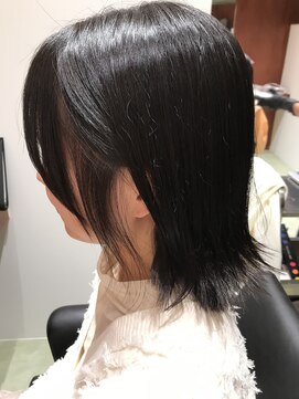 デン(den) 外はねボブ