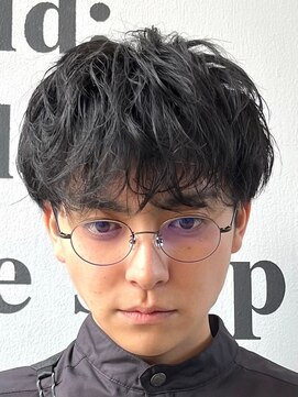 ノーエン(noen) メンズマッシュパーマニュアンスパーマスパイラルパーマ刈り上げ