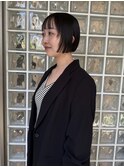 黒髪ミニウルフ切りっぱなしミニボブバイカルテトリートメント