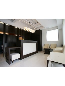 【おしゃれな隠れ家サロン☆】お客様１人１人に寄り添った丁寧なカウンセリングと施術をご提供♪