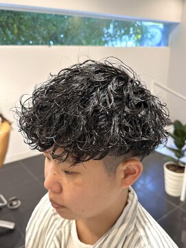 ピークスヘア(peaks hair) 波巻きツイストスパイラル メンズパーマ 無造作パーマ 堀江