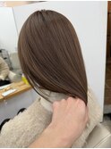 くすみベージュ