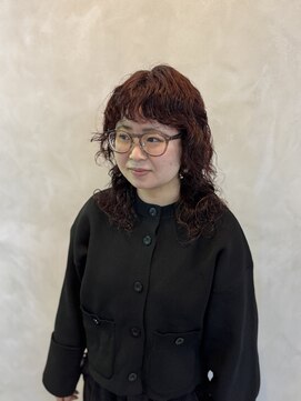 COM【コム】 ウルフ×ハードパーマ