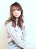 大人可愛いゆる巻きミディアム